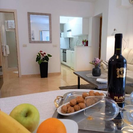 Melody Apartment Poreč Dış mekan fotoğraf
