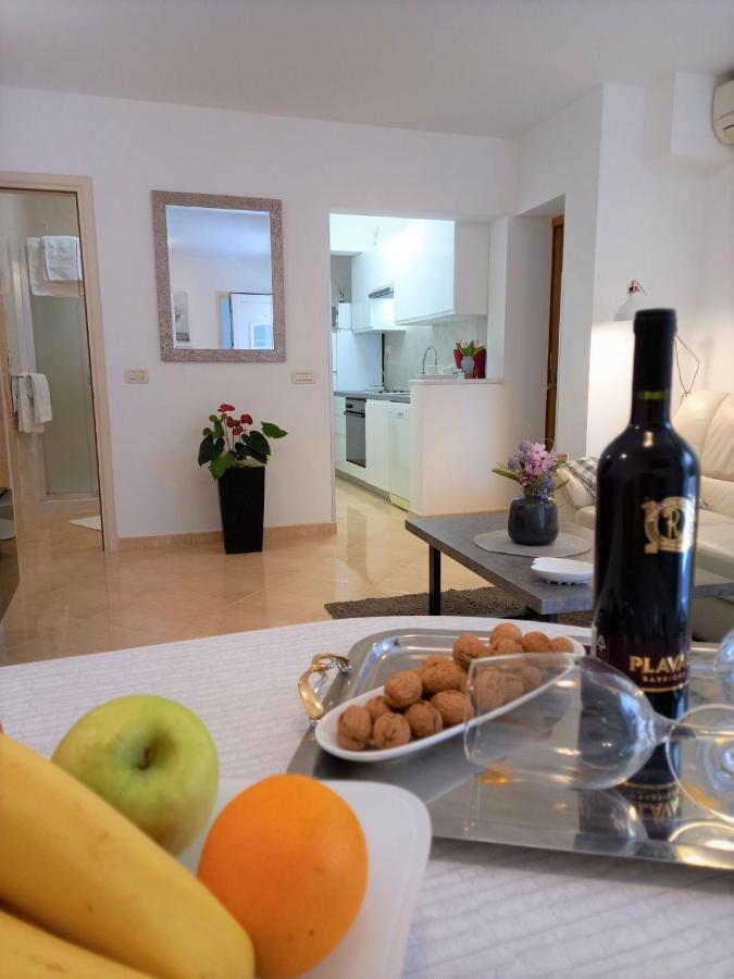 Melody Apartment Poreč Dış mekan fotoğraf