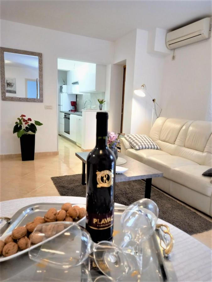 Melody Apartment Poreč Dış mekan fotoğraf