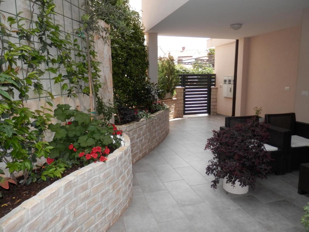 Melody Apartment Poreč Dış mekan fotoğraf